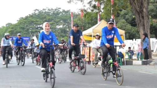 Gubernur Sulteng Anwar Hafid Lepas Peserta Fun Walk dan Fun Bike Sulteng Nambaso