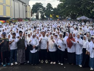 PLT Bupati Tulungagung Hadiri Senam Fatayat NU: "Lestarikan Permainan Tradisional Lawan Gempuran Digital"