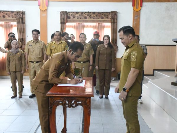 Bupati Pulang Pisau Minta Pejabat Baru Tunjukkan Kinerja Nyata