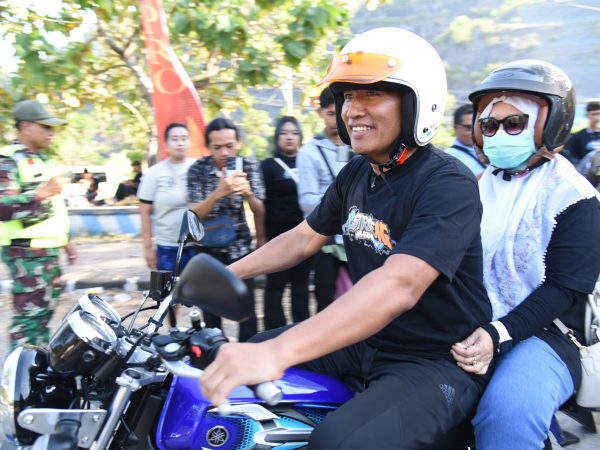 Ribuan Pecinta Motor 2Tak Padati Waduk Wonorejo, Plt Bupati Tulungagung Apresiasi 2Stroke AG Nyawiji Vol 2