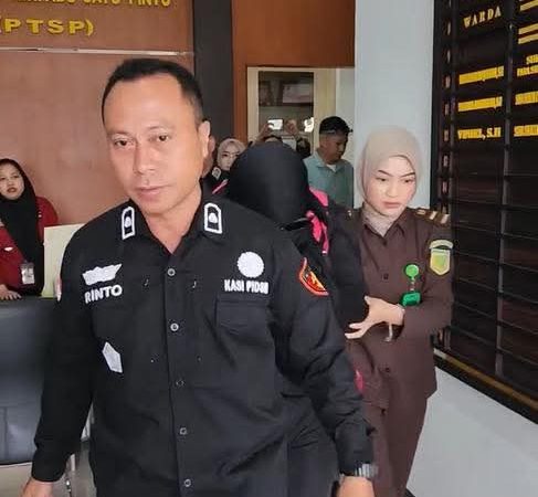 Kejari Donggala Tahan Direktur dan Bendahara Perumda Uwe Lino, Dugaan Kerugian Negara Senilai Rp 5 Miliar Didalami