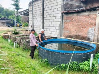 Bhabinkamtibmas Kemlagi Lakukan Sambang Kunjung Perkuat Ketahanan Pangan
