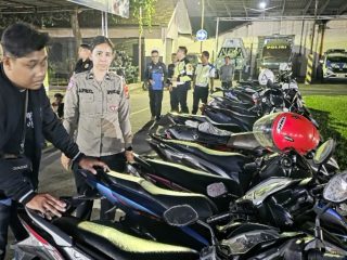 Polres Mojokerto Kota Amankan 80 Pemuda Konvoi, 1 orang Kedapatan Bawa Sajam