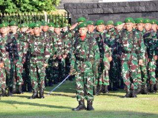 Perkuat Jiwa Nasionalisme, Kodam XXIII/Palaka Wira Laksanakan Upacara Bendera Mingguan