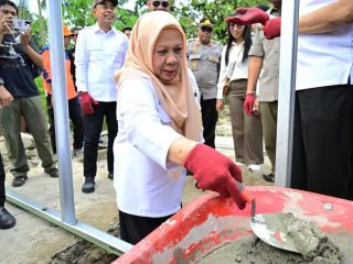 Wagub Sulteng Letakkan Batu Pertama Pembangunan (50) Huntara Korban Gempa Di Sigi