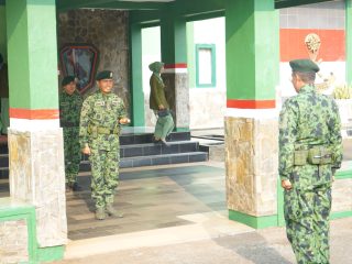 Kapolres Purwakarta Hadiri Sertijab Danyon Armed 9/Pasopati dan Tradisi Korps Prajurit Menarmed 1/Sthira Yudha