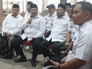 Bupati Jombang Warsubi S.H., M.Si., Tinjau Lokasi Pembukaan Muktamar Ke-35 NU di Lapangan Untung Suropati Desa Tambakrejo, Jombang