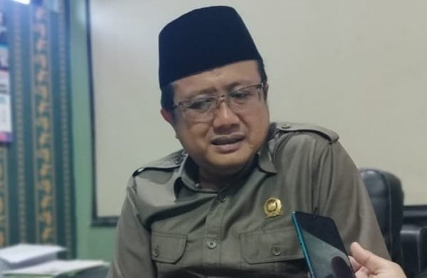 Ketua DPRD Lamongan Bantah Ingkar Janji dan Selalu Terbuka Untuk Kalangan Masyarakat