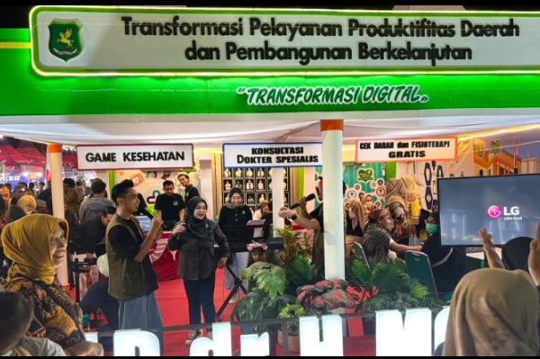 Stand RSUD dr. H. Moh. Anwar Sumenep Layanan Gratis, Pelayanan Kesehatan Masyarakat