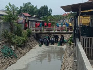 Libatkan Berbagai Unsur, Sungai Kalimati Muncar Kembali Dibersihkan
