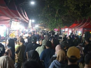 Gandrung Sewu 2026 Dongkrak Penjualan Pedagang, Omzet Es Jeruk Tembus Rp1 Juta per Hari