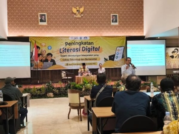 Sumardi DPRD Jatim Ajak Warga Jatim Paham Dunia Digital, Cakap Teknologi Dan Berkarakter